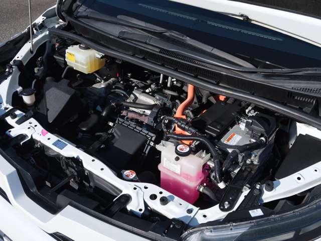 ヴォクシー ハイブリッドＺＳ　２ＷＤ　禁煙　ワンオーナー（17枚目）