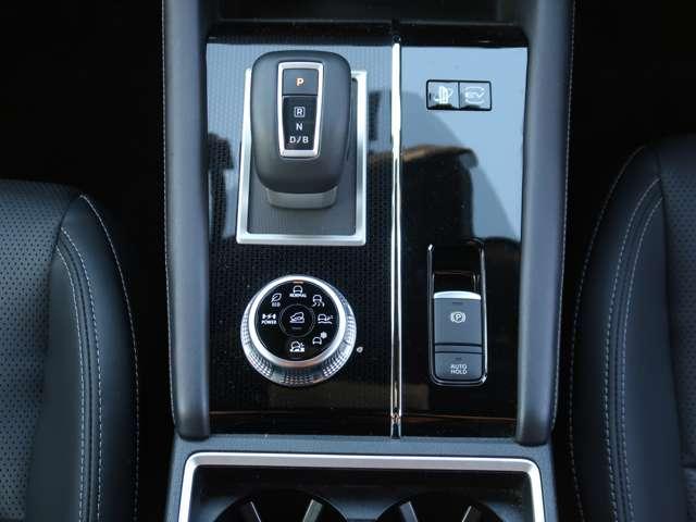 アウトランダーＰＨＥＶ ブラックエディション　衝突被害軽減　誤発進抑制（13枚目）