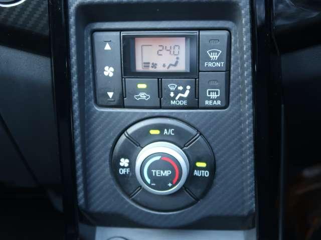 コペン ＧＲ　スポーツ　２ＷＤ　ターボ　禁煙車　ＢＢＳ　レカロシート（13枚目）