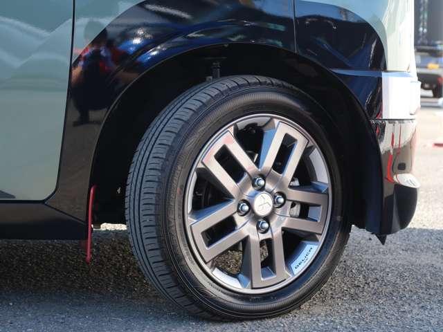 デリカミニ Ｔ　プレミアム　ターボ車　純正９インチナビ（18枚目）