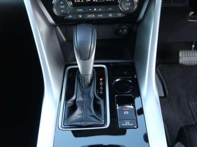 ８速ＣＶＴ　ＭＴモード　パドルシフト