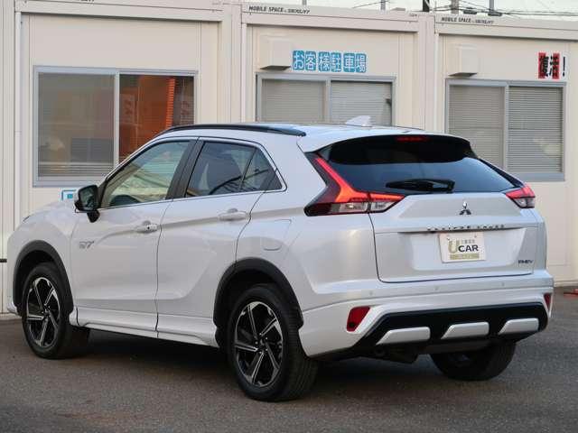 エクリプスクロスＰＨＥＶ Ｐ　サンルーフ　８型純正ナビ　ルーフレール（6枚目）