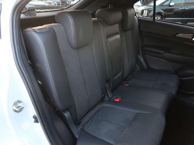 エクリプスクロスＰＨＥＶ Ｐ　サンルーフ　８型純正ナビ　ルーフレール（12枚目）