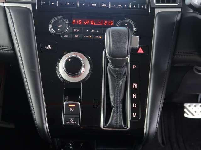 デリカＤ：５ Ｐ　１０．１型オリジナルナビ　電動サイドステップ（14枚目）