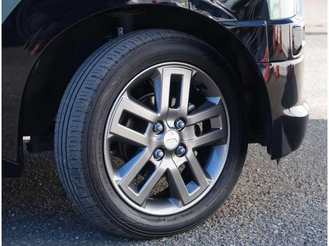 デリカミニ Ｔ　プレミアム　ターボ　９型純正ナビ　マイパイロット付き（18枚目）