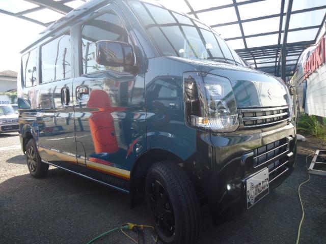 エブリイ Jリミテッド 特別仕様CVTターボ 届出済未使用車 LEDヘッドライト 両側パワースライド付き バックセンサー シートヒーター ラバーマット 取説保証書 禁煙(3枚目)