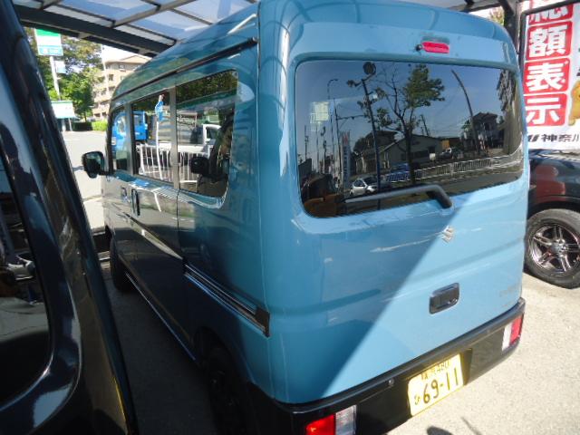 エブリイ Jリミテッド 特別仕様CVTターボ 届出済未使用車 LEDヘッドライト 両側パワースライド付き バックセンサー シートヒーター ラバーマット 取説保証書 禁煙(5枚目)