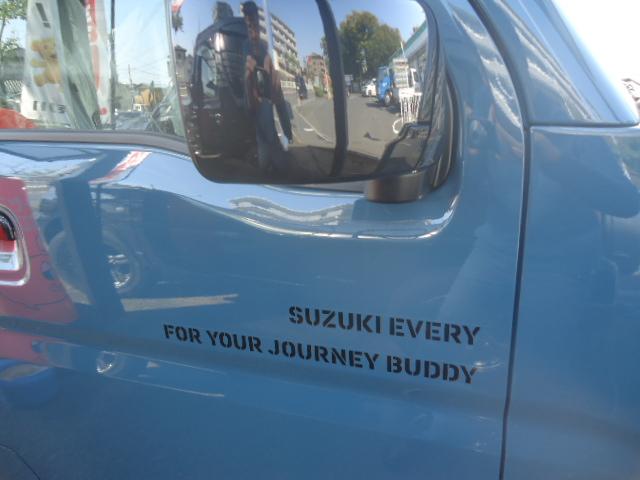 エブリイ Jリミテッド 特別仕様CVTターボ 届出済未使用車 LEDヘッドライト 両側パワースライド付き バックセンサー シートヒーター ラバーマット 取説保証書 禁煙(8枚目)