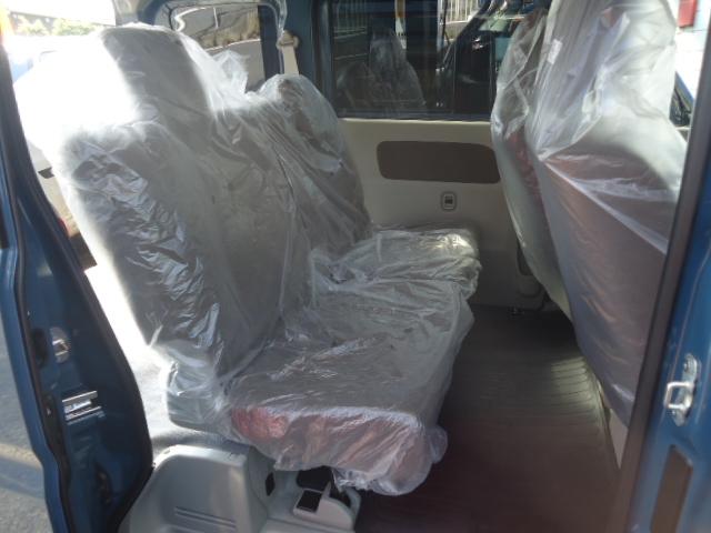 エブリイ Jリミテッド 特別仕様CVTターボ 届出済未使用車 LEDヘッドライト 両側パワースライド付き バックセンサー シートヒーター ラバーマット 取説保証書 禁煙(11枚目)