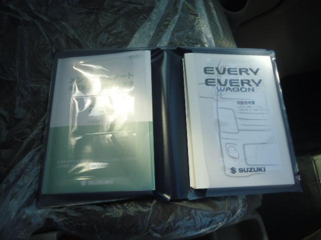 エブリイ Jリミテッド 特別仕様CVTターボ 届出済未使用車 LEDヘッドライト 両側パワースライド付き バックセンサー シートヒーター ラバーマット 取説保証書 禁煙(17枚目)