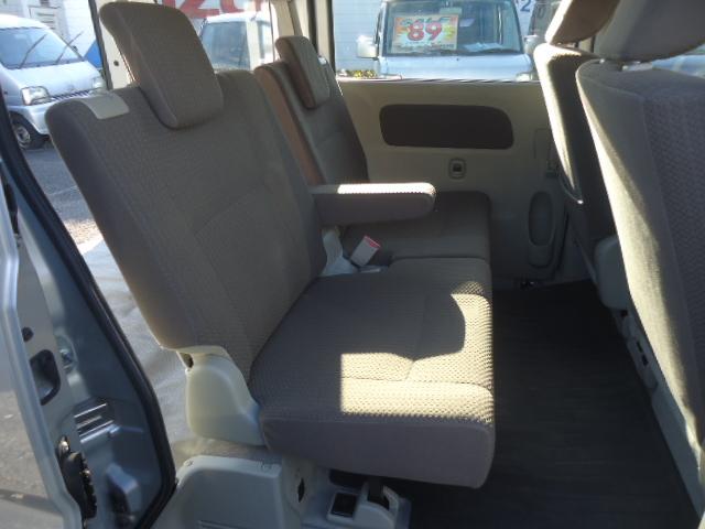 ＮＶ１００クリッパーバン ＧＸ　ハイルーフ　レーダーブレーキサポート装着車　走行２８．７５０ｋｍ　ＳＤナビフルセグＴＶ　バックカメラ　ドラレコ　ＥＴＣ　禁煙　フル装備　キーレス　取説保証書（9枚目）