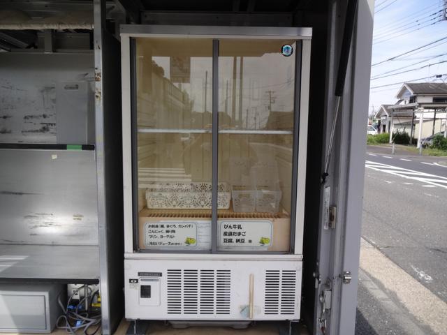 アトラストラック バン　１ｔ積み　移動販売仕様　サブバッテリー（26枚目）