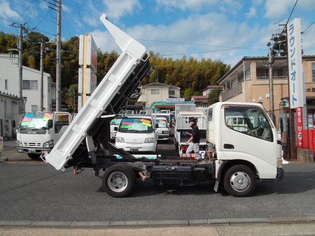 デュトロ 全低床強化ダンプ　２ｔ積み　ＡＴ車　電格ミラー　極東開発ダンプ　車両総重量４８４５キロ（8枚目）