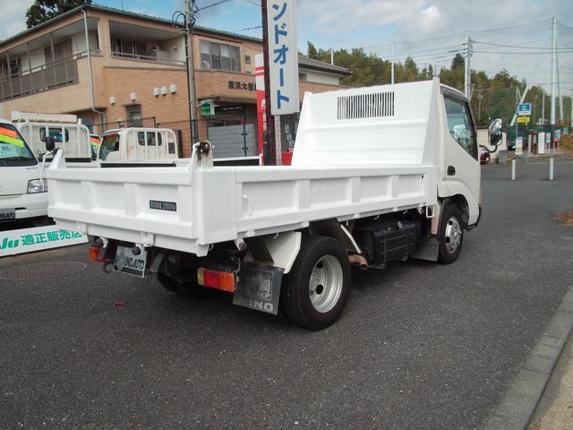 デュトロ 全低床強化ダンプ　２ｔ積み　ＡＴ車　電格ミラー　極東開発ダンプ　車両総重量４８４５キロ（9枚目）