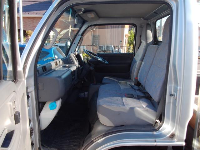 アトラストラック 1.5t積み AT車 キーレスリモコン 小径ダブルタイヤ(3枚目)