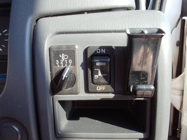 アトラストラック Wキャブ 1.15t積み 新明和 垂直パワーゲート 車両総重量3280キロ(18枚目)