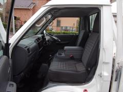 ���Ҥμ֤˶�̣����ä�ĺ�������꤬�Ȥ��������ޤ����� 3