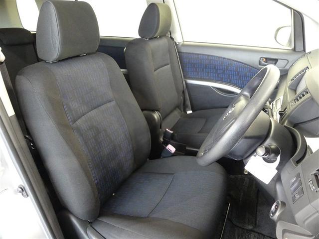 アイシス プラタナ ミュージックプレイヤー接続可 乗車定員7人 アルミホイール 電動スライドドア 記録簿 キーレス CD 盗難防止装置 メモリーナビ(11枚目)