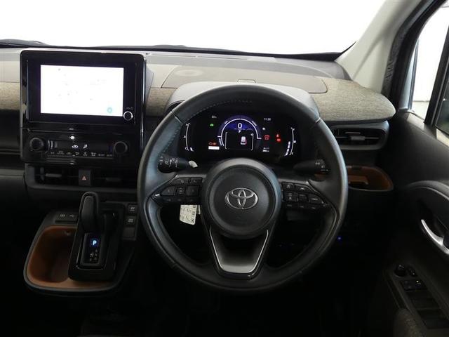 シエンタ ハイブリッドＺ　１００Ｖ電源　ドラレコ　ミュージックプレイヤー接続可　４ＷＤ　乗車定員７人　アルミホイール　両側電動スライド　ウオークスルー　ワンオーナー　ＬＥＤヘッドランプ　キーレス　盗難防止装置　ハイブリッド（3枚目）