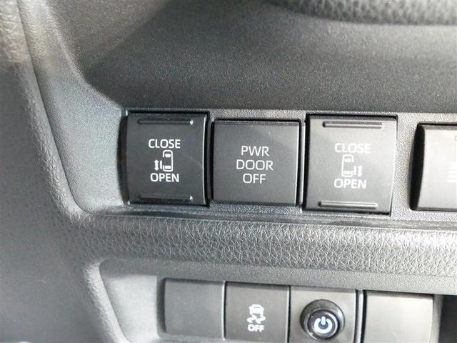 シエンタ ハイブリッドＺ　１００Ｖ電源　ドラレコ　ミュージックプレイヤー接続可　４ＷＤ　乗車定員７人　アルミホイール　両側電動スライド　ウオークスルー　ワンオーナー　ＬＥＤヘッドランプ　キーレス　盗難防止装置　ハイブリッド（9枚目）