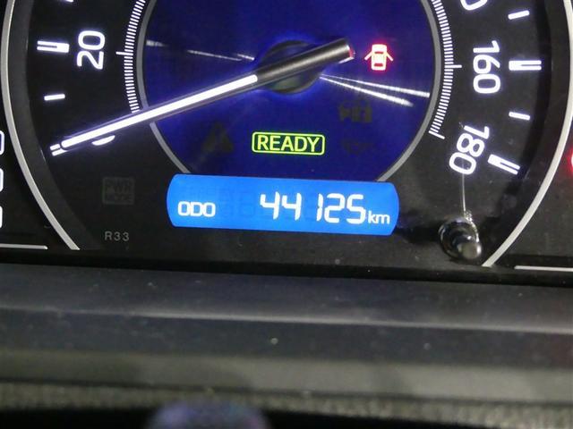 ヴォクシー ハイブリッドＺＳ　煌ＩＩＩ　衝突被害軽減ブレーキ　障害物センサー　車線逸脱警報　ペダ踏み間違抑制装置　先進ライト　クルーズコントロール　シートヒーター　両側電動スライドドア　メモリーナビ・フルセグＴＶ　バックモニター　ＥＴＣ（7枚目）