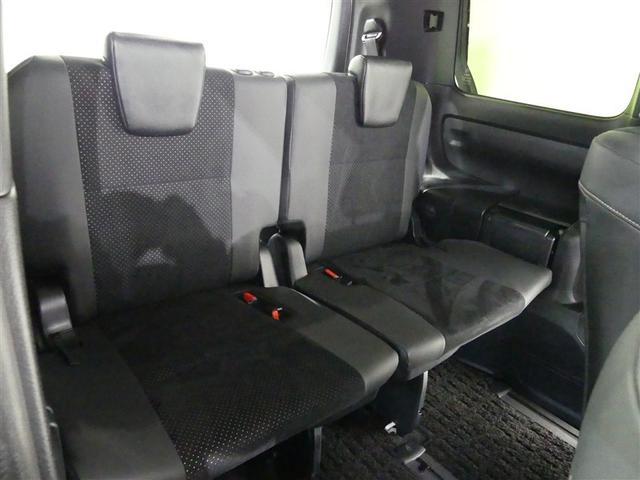 ヴォクシー ハイブリッドＺＳ　煌ＩＩＩ　衝突被害軽減ブレーキ　障害物センサー　車線逸脱警報　ペダ踏み間違抑制装置　先進ライト　クルーズコントロール　シートヒーター　両側電動スライドドア　メモリーナビ・フルセグＴＶ　バックモニター　ＥＴＣ（11枚目）