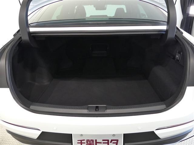 クラウンクロスオーバー Ｇアドバンスド・レザーパッケージ　１００Ｖ電源　ドラレコ　ミュージックプレイヤー接続可　電動シート　４ＷＤ　革シート　アルミホイール　ワンオーナー　ＬＥＤヘッドランプ　キーレス　盗難防止装置　ハイブリッド　オートクルーズコントロール（13枚目）