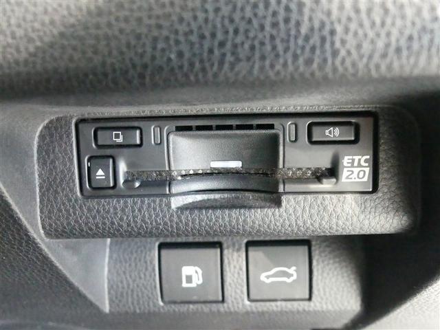 クラウンクロスオーバー Ｇアドバンスド・レザーパッケージ　１００Ｖ電源　ドラレコ　ミュージックプレイヤー接続可　電動シート　４ＷＤ　革シート　アルミホイール　ワンオーナー　ＬＥＤヘッドランプ　キーレス　盗難防止装置　ハイブリッド　オートクルーズコントロール（26枚目）