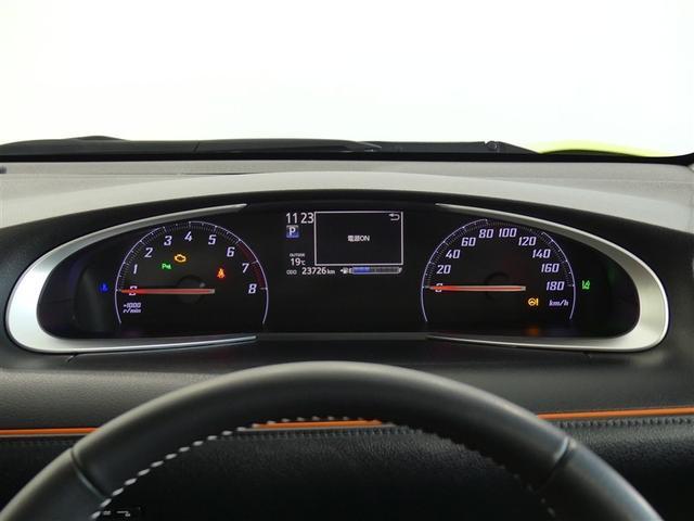 シエンタ Ｇ　クエロ　衝突被害軽減ブレーキ　障害物センサー　車線逸脱警報　ペダ踏み間違抑制装置　先進ライト　両側電動スライドドア　オートエアコン　メモリーナビ・フルセグＴＶ　バックモニター　後席モニター　ＬＥＤヘッドライト（6枚目）
