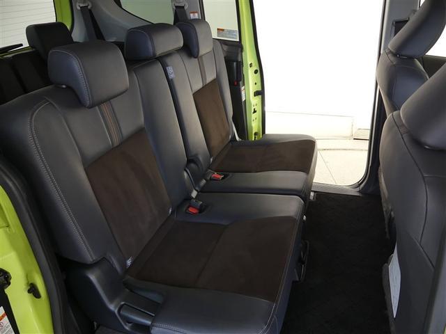 シエンタ Ｇ　クエロ　衝突被害軽減ブレーキ　障害物センサー　車線逸脱警報　ペダ踏み間違抑制装置　先進ライト　両側電動スライドドア　オートエアコン　メモリーナビ・フルセグＴＶ　バックモニター　後席モニター　ＬＥＤヘッドライト（10枚目）