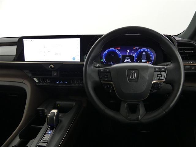 クラウンクロスオーバー Ｇアドバンスド・レザーパッケージ　１００Ｖ電源　ドラレコ　ミュージックプレイヤー接続可　電動シート　４ＷＤ　革シート　アルミホイール　ＬＥＤヘッドランプ　キーレス　盗難防止装置　ハイブリッド　オートクルーズコントロール　メモリーナビ（5枚目）