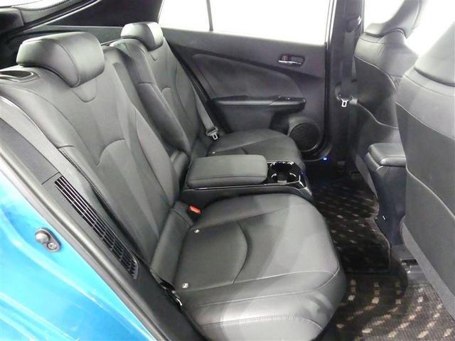 プリウスＰＨＶ Ａプレミアム　衝突被害軽減ブレーキ　障害物センサー　車線逸脱警報　ペダル踏み間違抑制装置　ブラインドモニター　先進ライト　ドライブレコーダー　クルーズコントロール　シートヒーター　ディスプレイオーディオ　ＥＴＣ（10枚目）