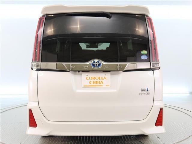 ノア ハイブリッドＳｉ　ダブルバイビー　１年間走行無制限保証　衝突回避被害軽減　車線逸脱警報機能　メモリナビ　フルセグＴＶ　バックカメラ　後席用モニター　ドライブレコーダー　ＥＴＣ　クルーズコントロール　電動スライドドア　ＬＥＤヘッドライト（4枚目）