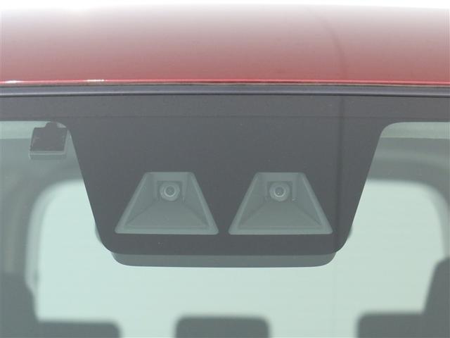 ルーミー カスタムＧ　１年間走行無制限保証　ペダル踏み間違い　衝突回避被害軽減　車線逸脱警報機能　メモリナビ　フルセグＴＶ　バックカメラ　ＥＴＣ　クルーズコントロール　電動スライドドア　ＬＥＤヘッドライト　ＤＶＤ再生（13枚目）