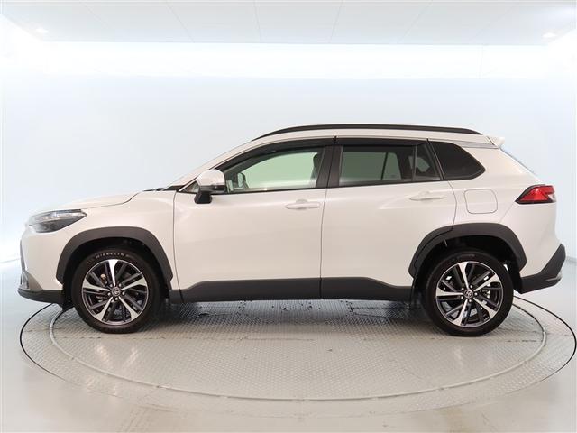 カローラクロス ハイブリッド　Ｚ　１年間走行無制限保証　ペダル踏み間違い　衝突回避被害軽減　車線逸脱警報機能　メモリナビ　フルセグＴＶ　バックカメラ　パノラミックモニタ　ドライブレコーダー　ＥＴＣ　クルーズコントロール（3枚目）