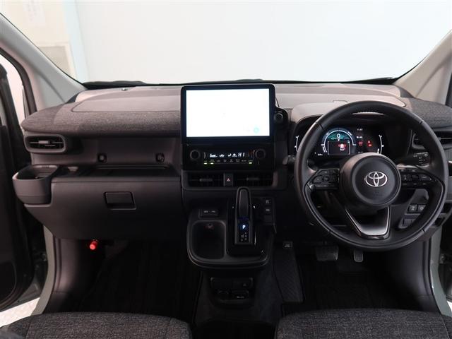 シエンタ ハイブリッドＺ　１年間走行無制限保証　ペダル踏み間違い　衝突回避被害軽減　車線逸脱警報機能　メモリナビ　フルセグＴＶ　バックカメラ　ドライブレコーダー　ＥＴＣ　電源コンセント　クルーズコントロール　電動スライドドア（7枚目）