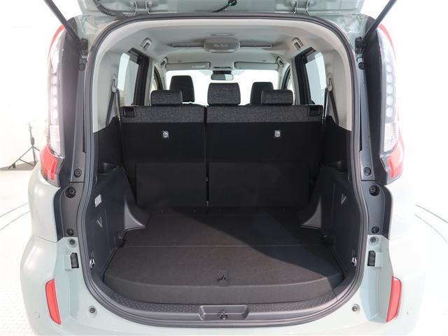 シエンタ ハイブリッドＺ　１年間走行無制限保証　ペダル踏み間違い　衝突回避被害軽減　車線逸脱警報機能　メモリナビ　フルセグＴＶ　バックカメラ　ドライブレコーダー　ＥＴＣ　電源コンセント　クルーズコントロール　電動スライドドア（12枚目）