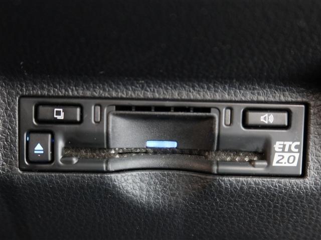 シエンタ ハイブリッドＺ　１年間走行無制限保証　ペダル踏み間違い　衝突回避被害軽減　車線逸脱警報機能　メモリナビ　フルセグＴＶ　バックカメラ　ドライブレコーダー　ＥＴＣ　電源コンセント　クルーズコントロール　電動スライドドア（17枚目）