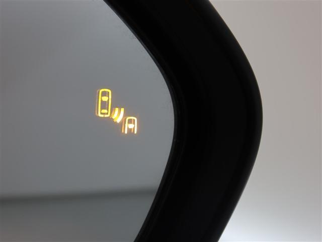 シエンタ ハイブリッドＺ　１年間走行無制限保証　ペダル踏み間違い　衝突回避被害軽減　車線逸脱警報機能　メモリナビ　フルセグＴＶ　バックカメラ　ドライブレコーダー　ＥＴＣ　電源コンセント　クルーズコントロール　電動スライドドア（19枚目）