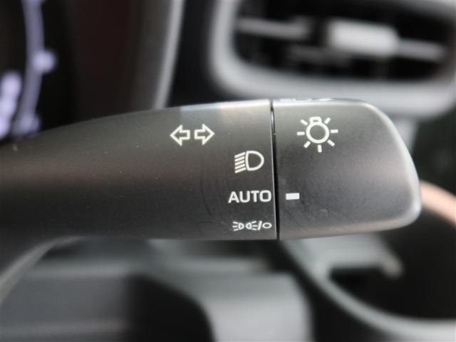 シエンタ ハイブリッドＺ　１年間走行無制限保証　ペダル踏み間違い　衝突回避被害軽減　車線逸脱警報機能　メモリナビ　フルセグＴＶ　バックカメラ　ドライブレコーダー　ＥＴＣ　電源コンセント　クルーズコントロール　電動スライドドア（20枚目）