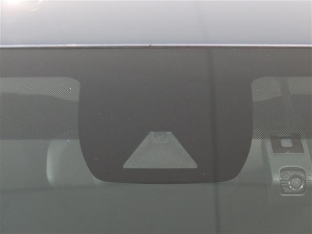 カローラツーリング ハイブリッド　Ｓ　１年間走行無制限保証　ペダル踏み間違い　衝突回避被害軽減　車線逸脱警報機能　メモリナビ　バックカメラ　ドライブレコーダー　ＥＴＣ　クルーズコントロール　ＬＥＤヘッドライト　スマートキー　オートエアコン（13枚目）