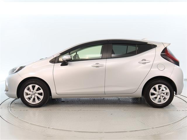 アクア Z 1年間走行無制限保証 ペダル踏み間違い 衝突回避被害軽減 車線逸脱警報機能 メモリナビ バックカメラ パノラミックモニタ 電源コンセント クルーズコントロール LEDヘッドライト スマートキー(3枚目)