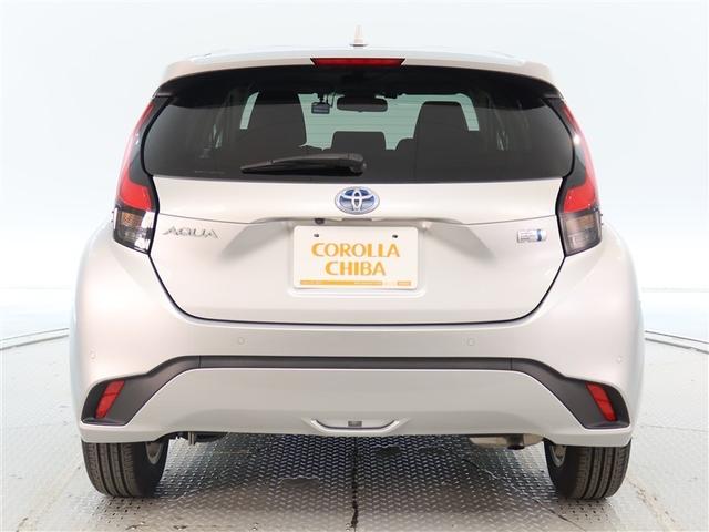 アクア Z 1年間走行無制限保証 ペダル踏み間違い 衝突回避被害軽減 車線逸脱警報機能 メモリナビ バックカメラ パノラミックモニタ 電源コンセント クルーズコントロール LEDヘッドライト スマートキー(4枚目)