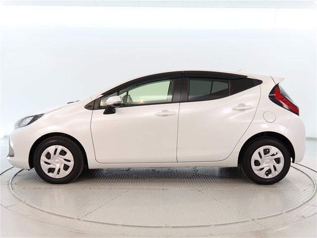 アクア Ｇ　１年間走行無制限保証　ペダル踏み間違い　衝突回避被害軽減　車線逸脱警報機能　メモリナビ　バックカメラ　ドライブレコーダー　ＥＴＣ　電源コンセント　クルーズコントロール　ＬＥＤヘッドライト　ＤＶＤ再生（3枚目）