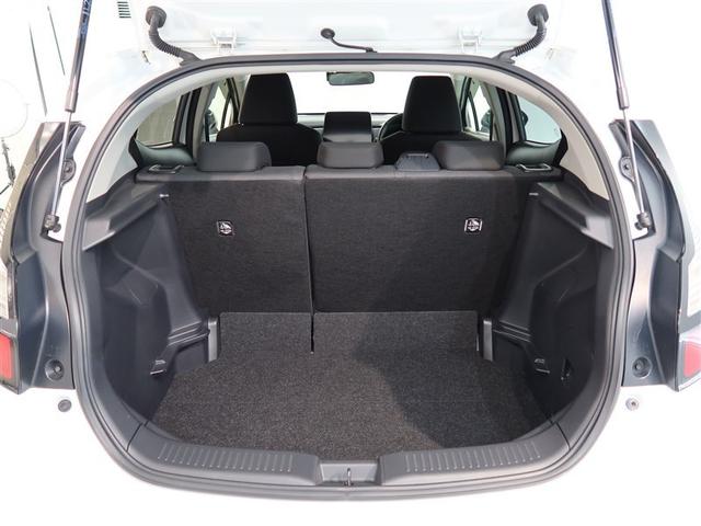 アクア Ｇ　１年間走行無制限保証　ペダル踏み間違い　衝突回避被害軽減　車線逸脱警報機能　メモリナビ　バックカメラ　ドライブレコーダー　ＥＴＣ　電源コンセント　クルーズコントロール　ＬＥＤヘッドライト　ＤＶＤ再生（12枚目）