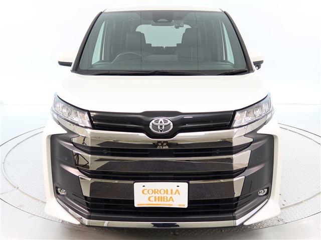 ノア Ｓ－Ｚ　１年間走行無制限保証　ペダル踏み間違い　衝突回避被害軽減　車線逸脱警報機能　メモリナビ　フルセグＴＶ　バックカメラ　ドライブレコーダー　ＥＴＣ　クルーズコントロール　電動スライドドア（2枚目）