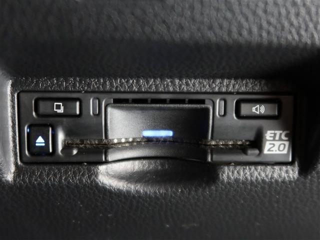 ノア Ｓ－Ｚ　１年間走行無制限保証　ペダル踏み間違い　衝突回避被害軽減　車線逸脱警報機能　メモリナビ　フルセグＴＶ　バックカメラ　ドライブレコーダー　ＥＴＣ　クルーズコントロール　電動スライドドア（18枚目）