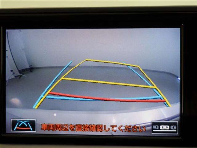 バックガイドモニターで、後方を確認しながら安心して駐車することができます。運転初心者も熟練者も必須の機能ですよ！