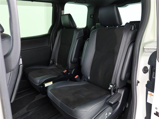 ノア Ｓｉ　ダブルバイビーＩＩＩ　１年間走行無制限保証　ペダル踏み間違い　衝突回避被害軽減　車線逸脱警報機能　メモリナビ　フルセグＴＶ　バックカメラ　ＥＴＣ　クルーズコントロール　電動スライドドア　ＬＥＤヘッドライト　ＤＶＤ再生（11枚目）