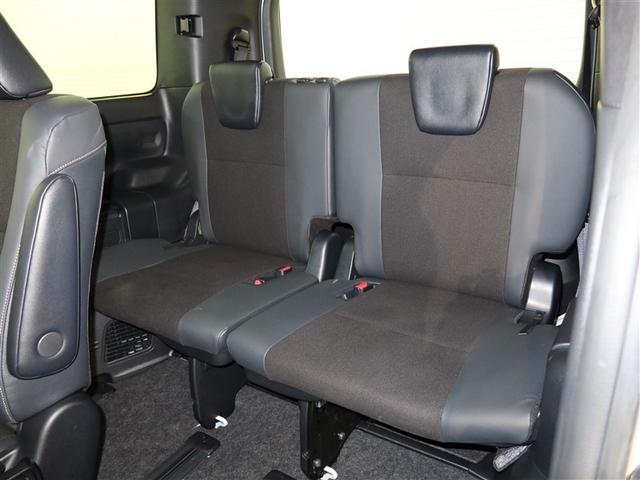 ノア Ｓｉ　ダブルバイビーＩＩＩ　１年間走行無制限保証　ペダル踏み間違い　衝突回避被害軽減　車線逸脱警報機能　メモリナビ　フルセグＴＶ　バックカメラ　ＥＴＣ　クルーズコントロール　電動スライドドア　ＬＥＤヘッドライト　ＤＶＤ再生（12枚目）